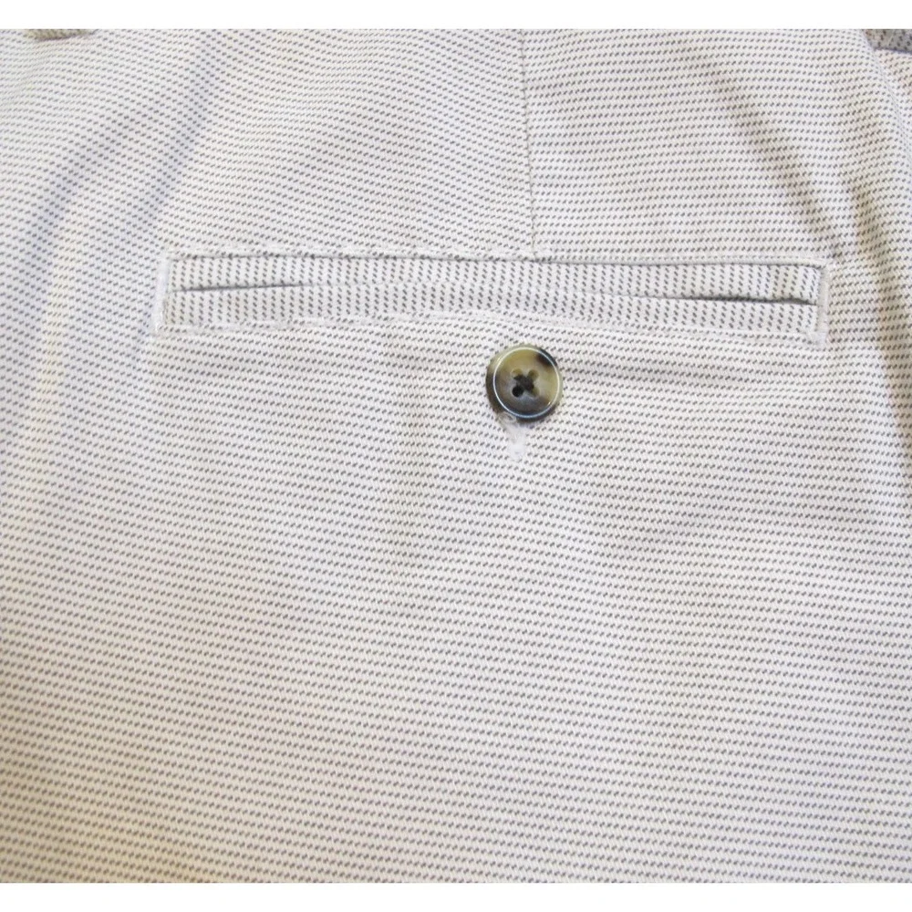 Old Navy Khaki Ultimate Slim Built-In Flex 10